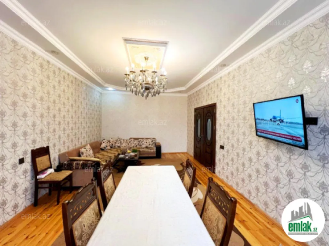 Satılır 6 otaqlı həyət evi 250 m²