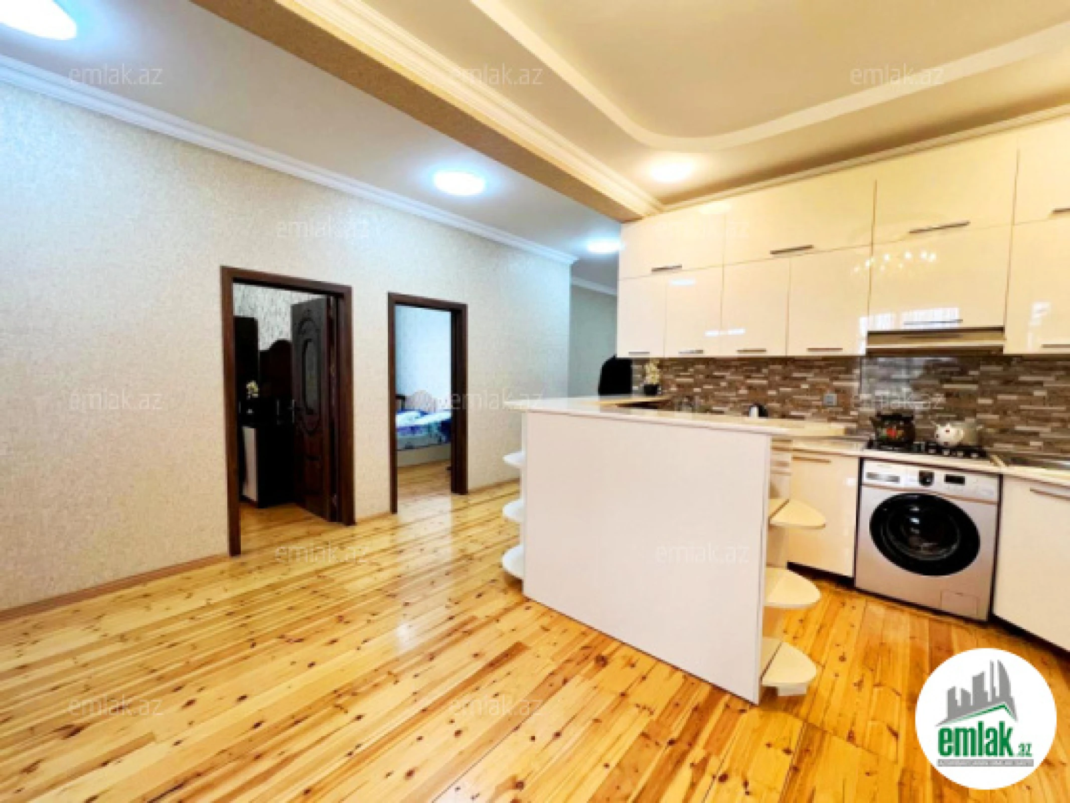 Satılır 6 otaqlı həyət evi 250 m²