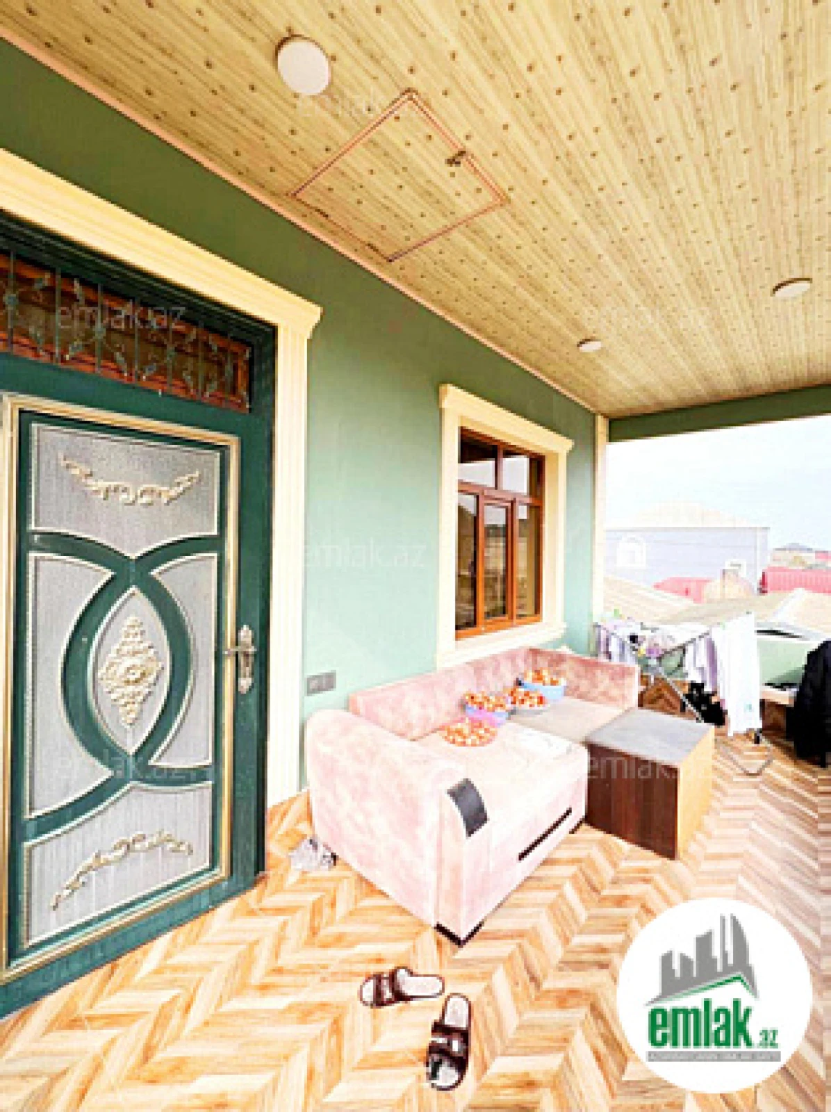 Satılır 6 otaqlı həyət evi 250 m²