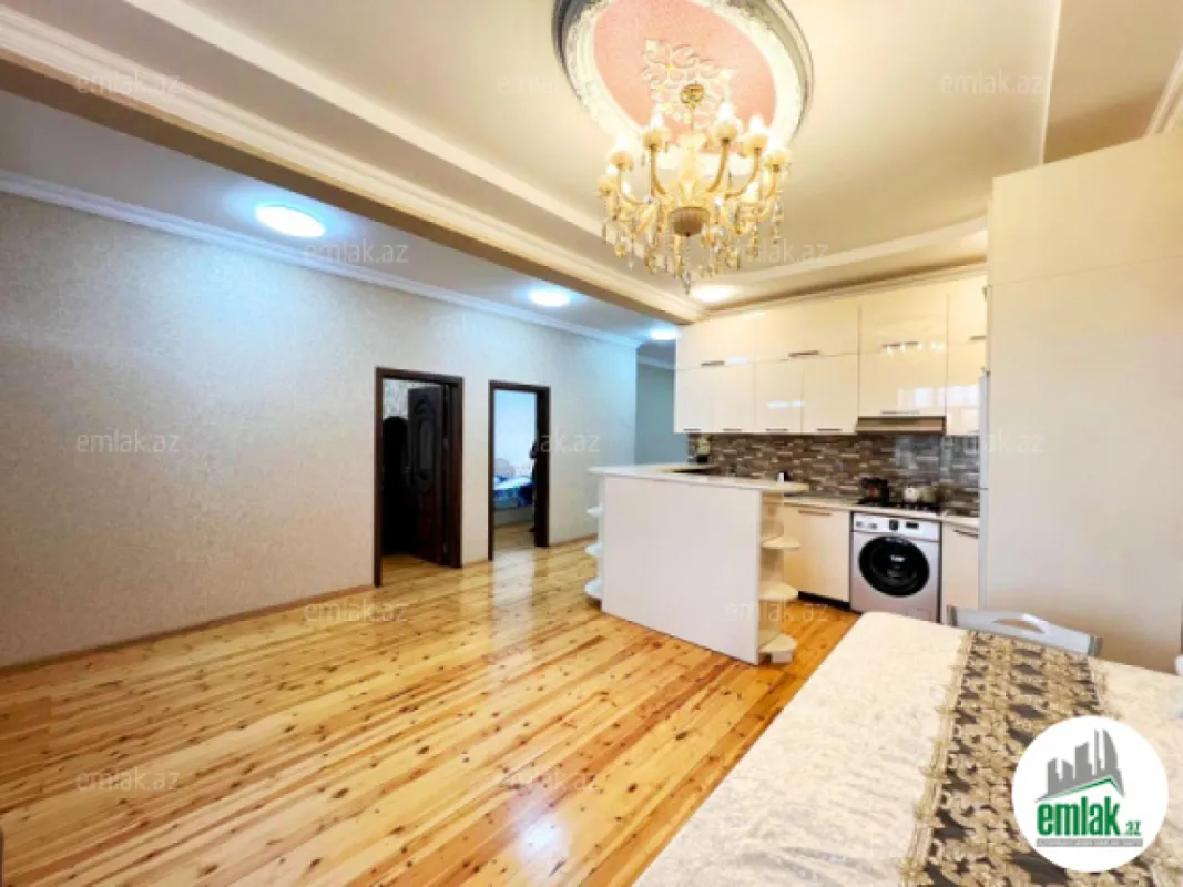 Satılır 6 otaqlı həyət evi 250 m²