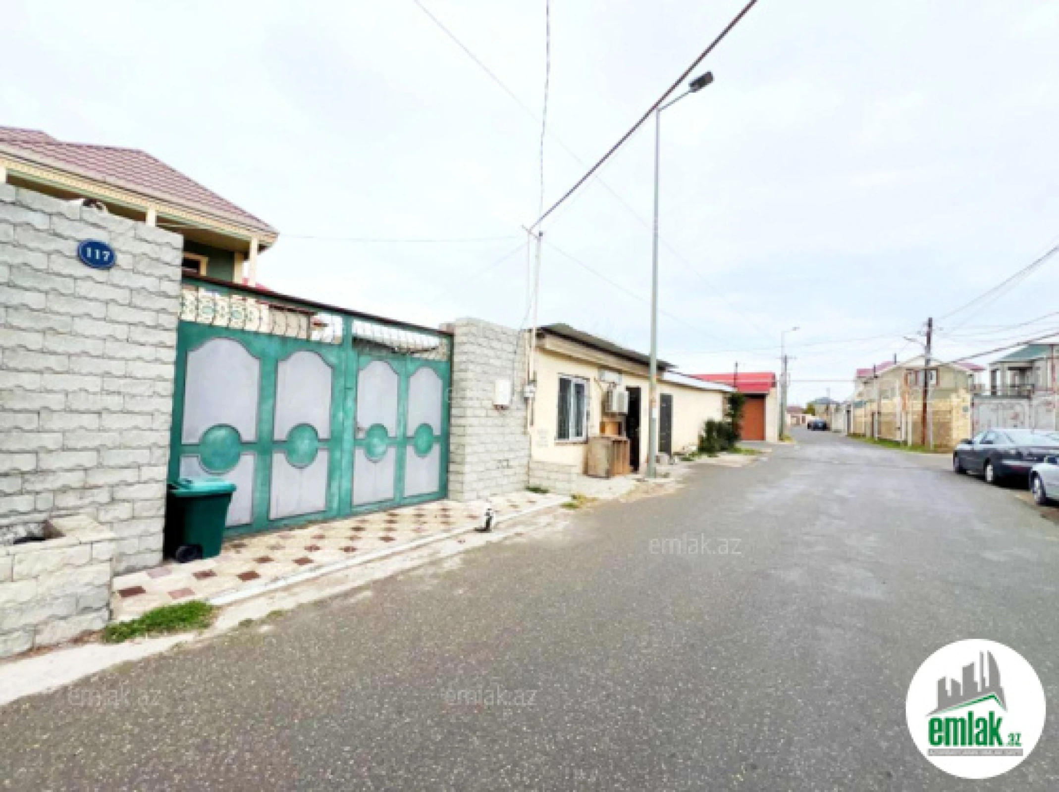 Satılır 6 otaqlı həyət evi 250 m²