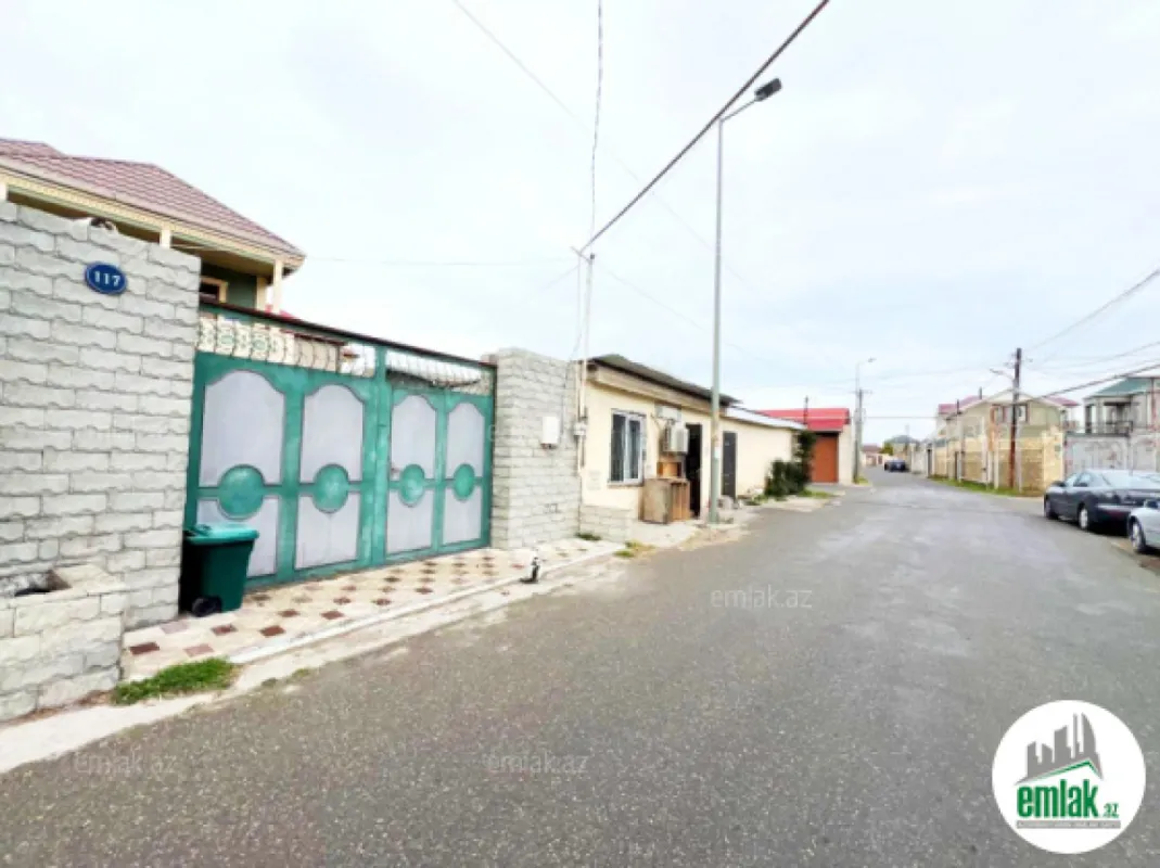 Satılır 6 otaqlı həyət evi 250 m²