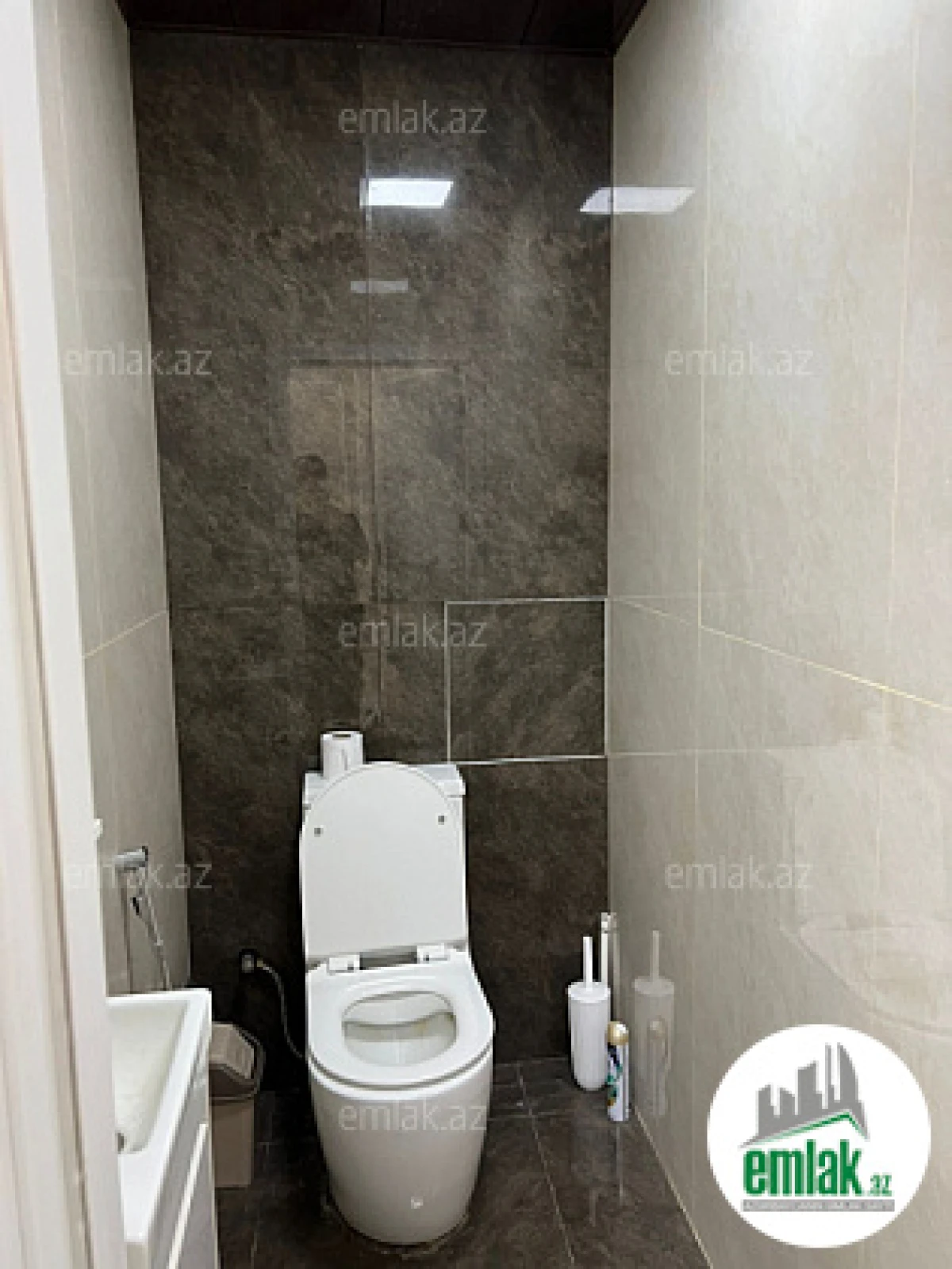 Satılır 3 otaqlı yeni tikili 92 m²