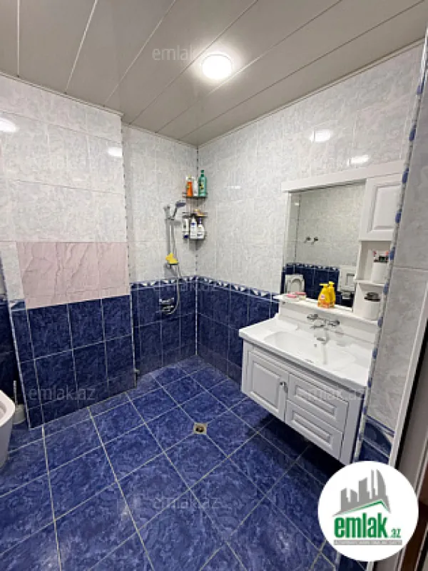 Satılır 2 otaqlı yeni tikili 100 m²