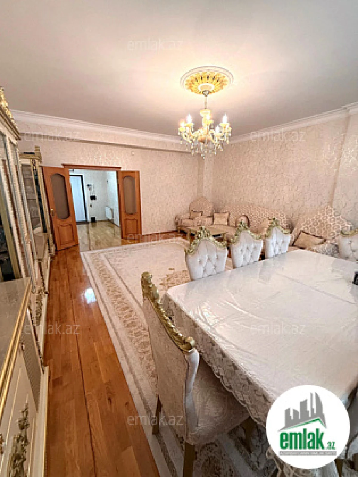 Satılır 2 otaqlı yeni tikili 100 m²