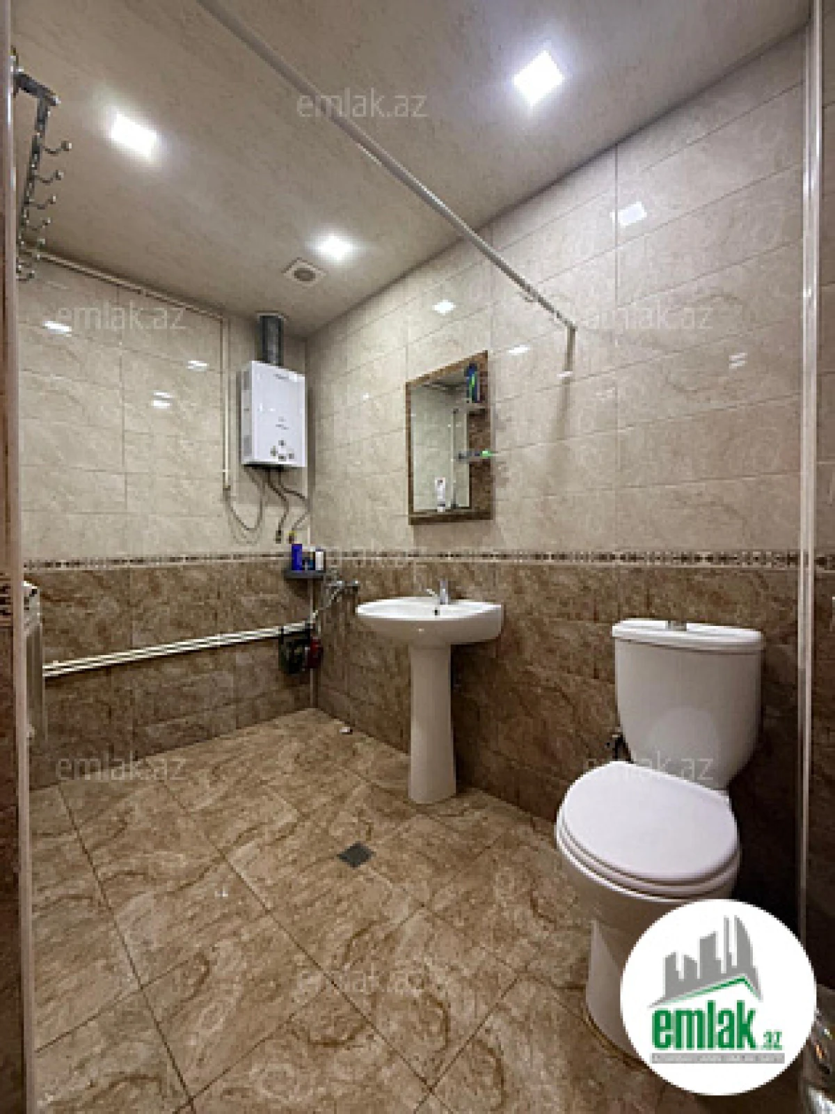 Satılır 2 otaqlı köhnə tikili 50.3 m²