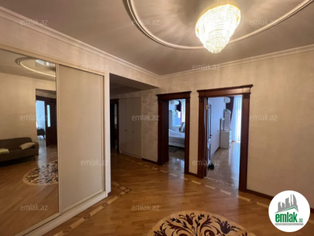 Satılır 4 otaqlı yeni tikili 192 m²