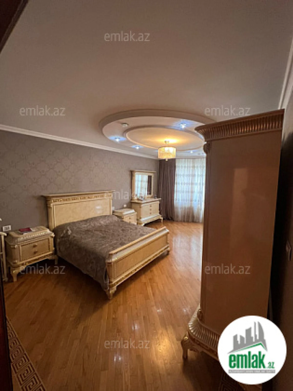 Satılır 4 otaqlı yeni tikili 192 m²