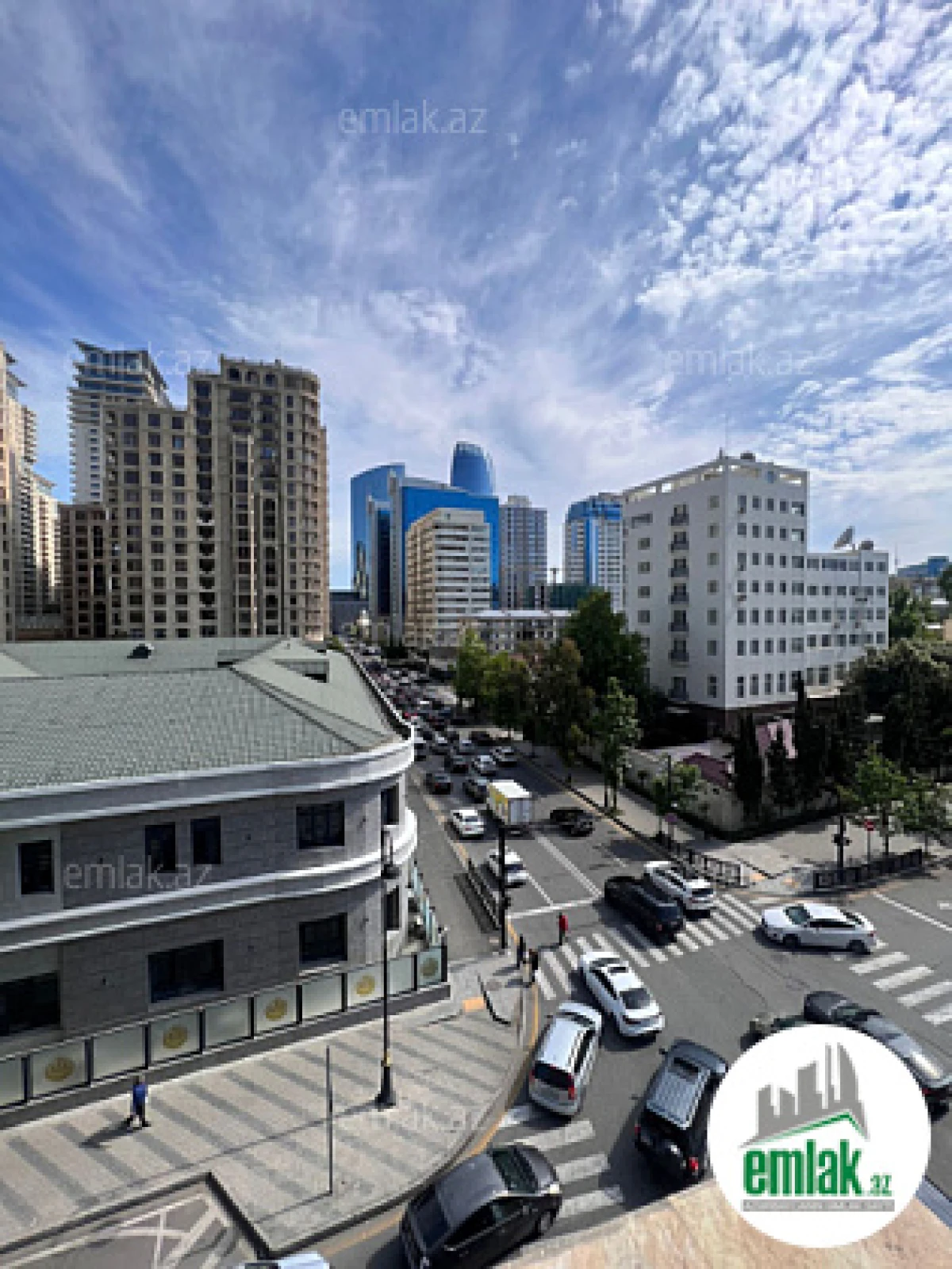 Satılır 4 otaqlı yeni tikili 192 m²