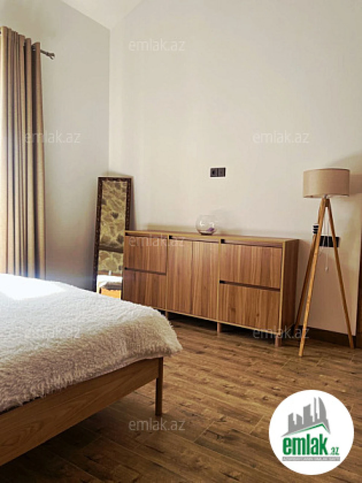 Satılır 3 otaqlı mənzil 90 m²