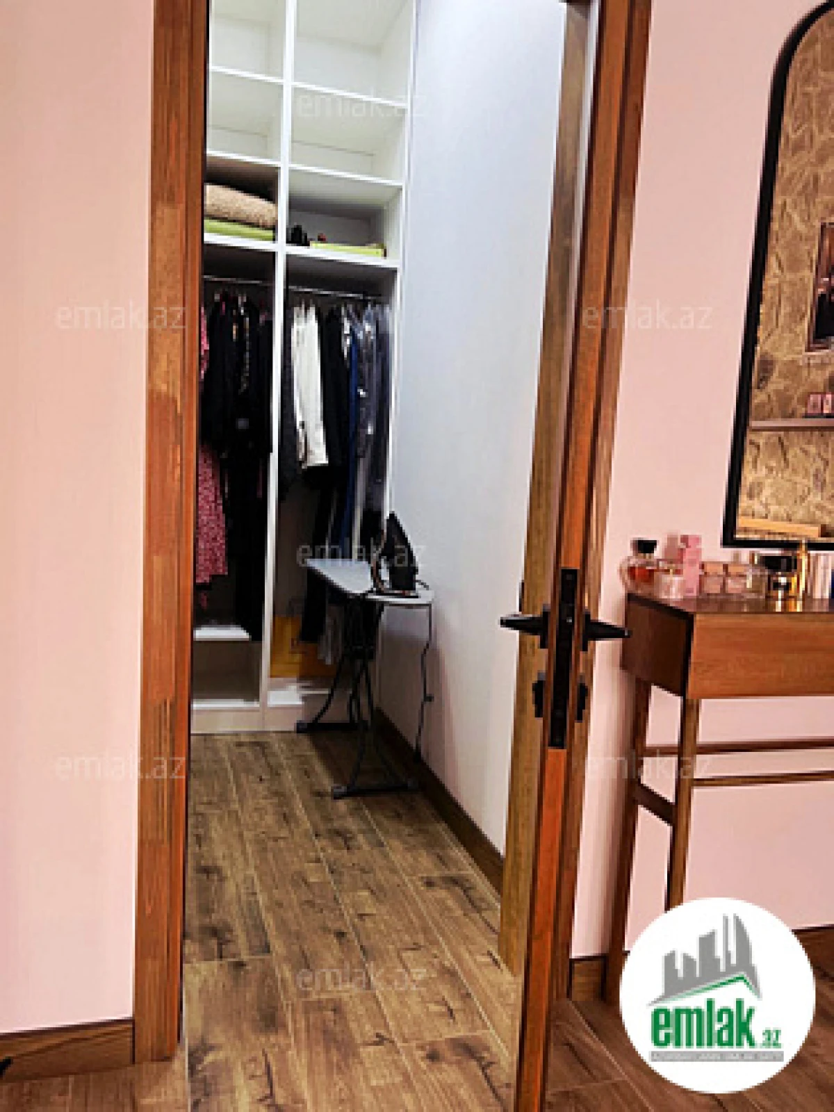 Satılır 3 otaqlı mənzil 90 m²