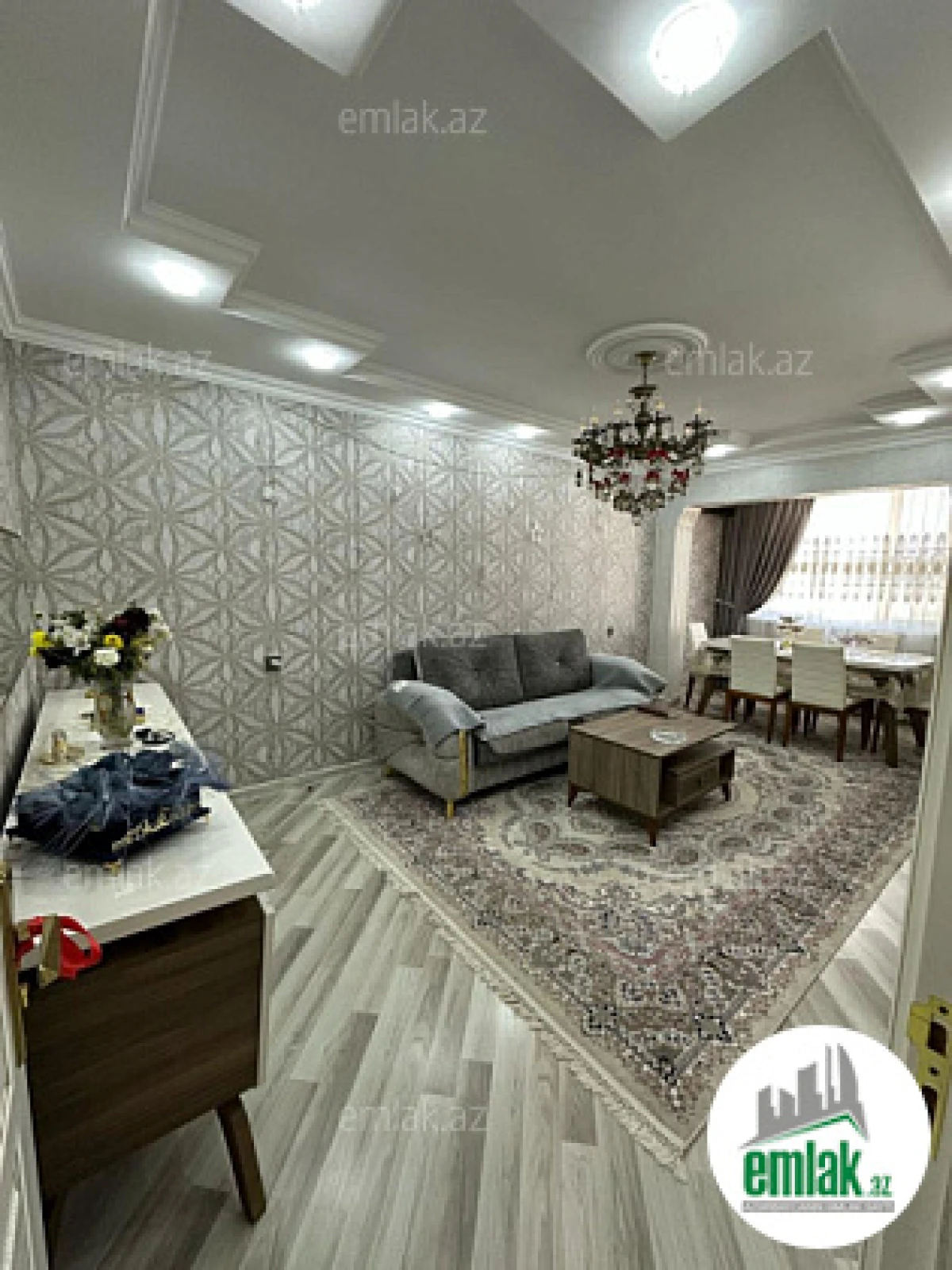 Satılır 3 otaqlı köhnə tikili 70 m²