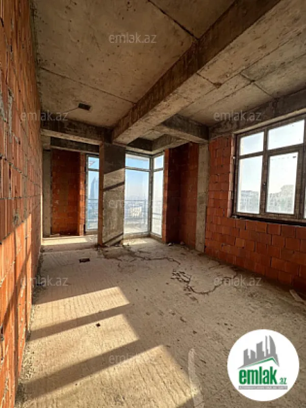 Satılır 4 otaqlı yeni tikili 181 m²