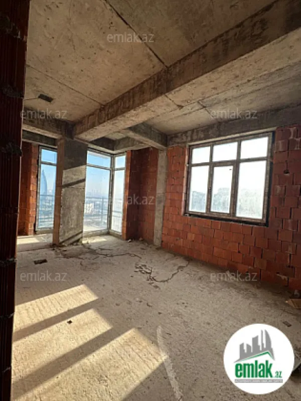 Satılır 4 otaqlı yeni tikili 181 m²