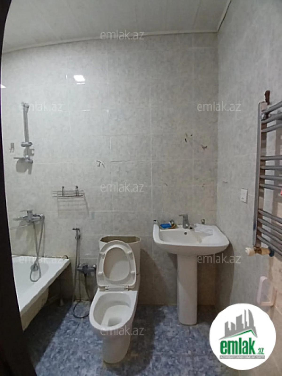 Satılır 3 otaqlı yeni tikili 75 m²