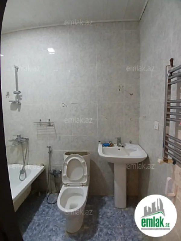 Satılır 3 otaqlı yeni tikili 75 m²