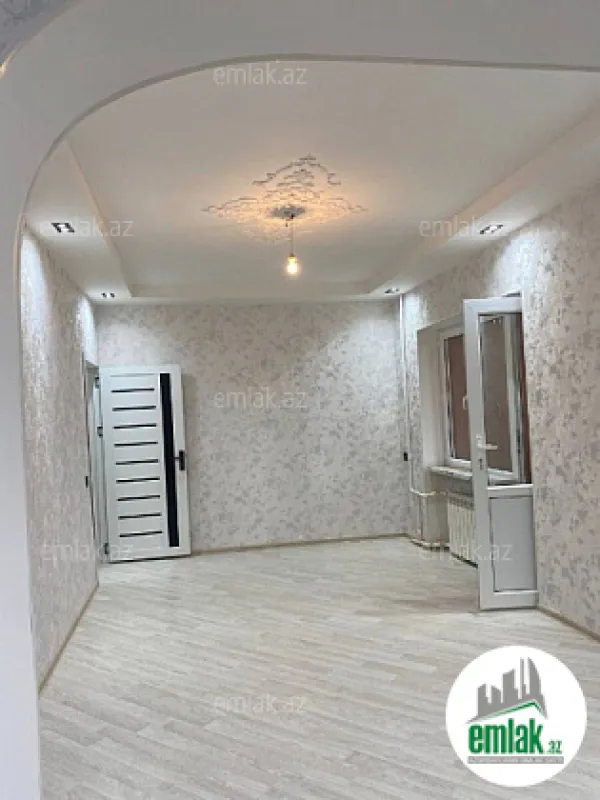 Satılır 2 otaqlı köhnə tikili 70 m²