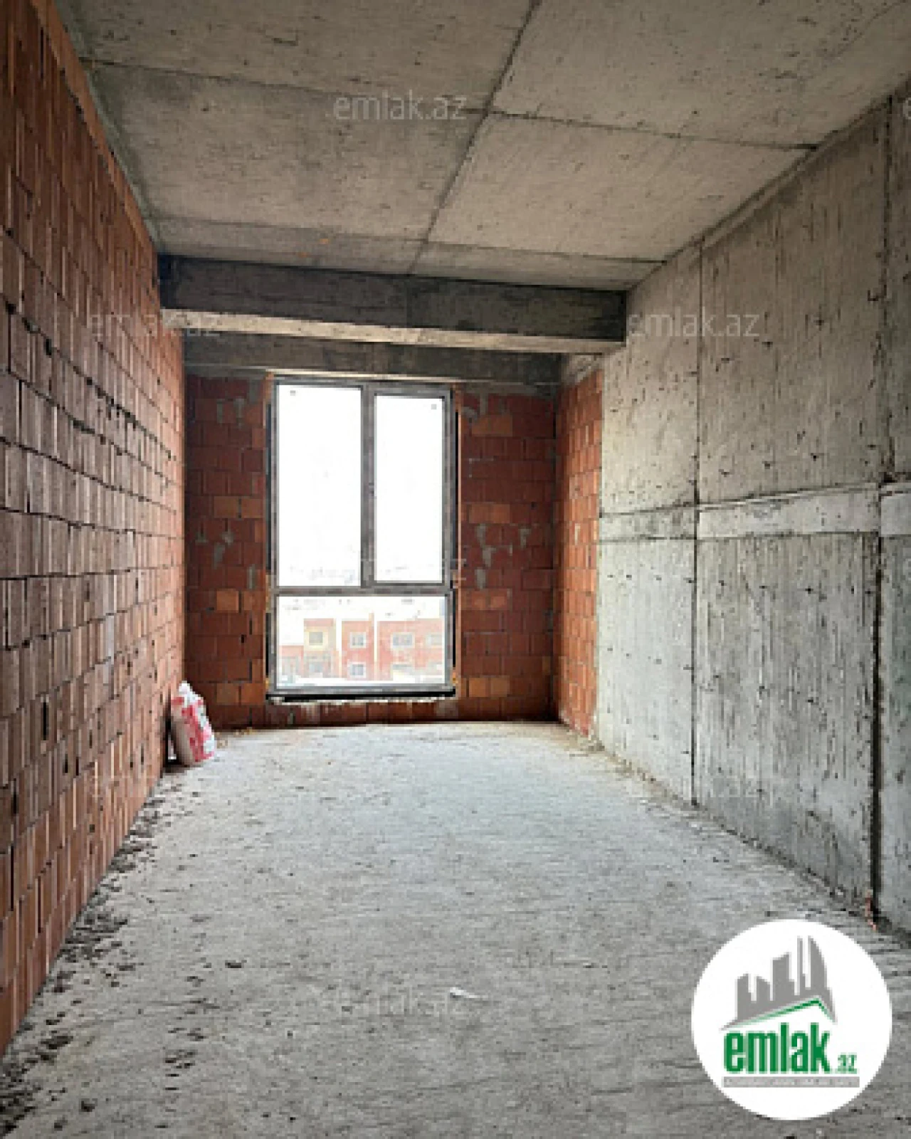 Satılır 3 otaqlı yeni tikili 140 m²