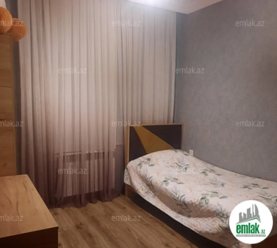 Satılır 4 otaqlı həyət evi 120 m²