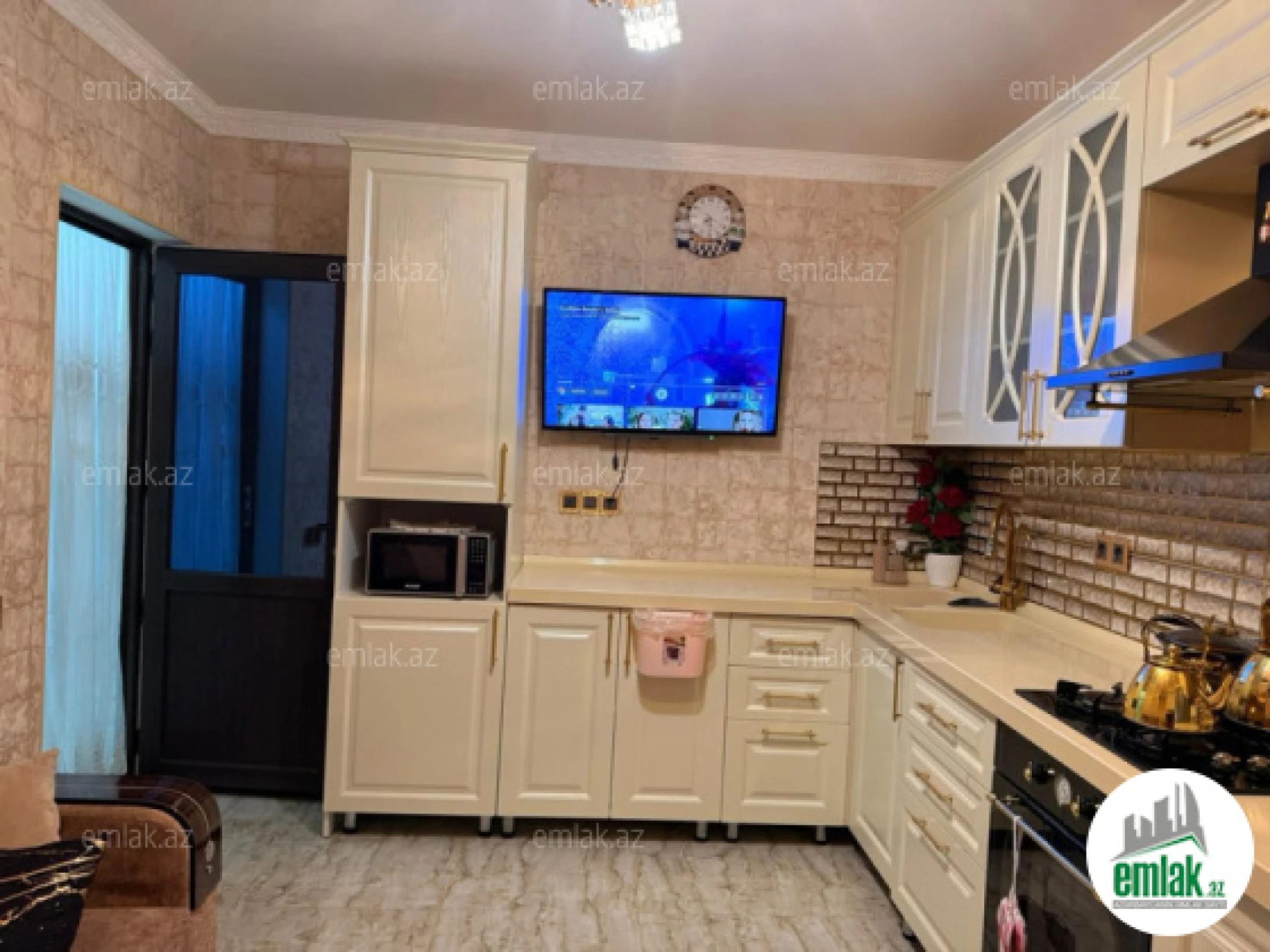 Satılır 4 otaqlı həyət evi 105 m²
