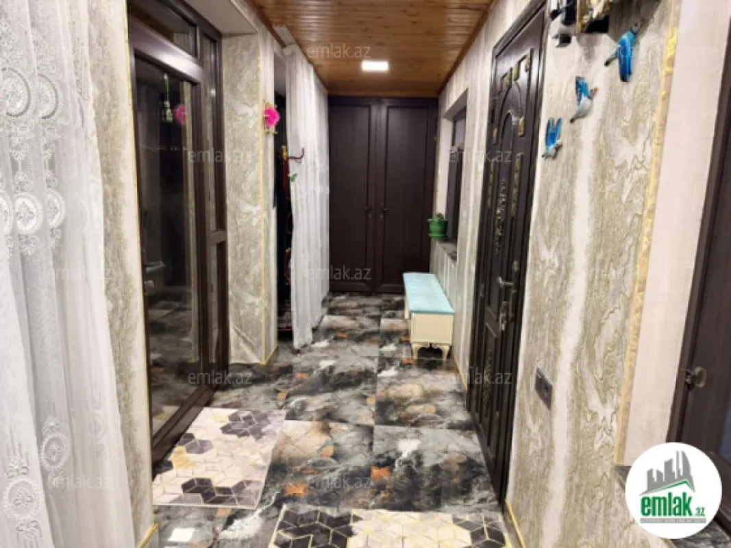 Satılır 4 otaqlı həyət evi 105 m²
