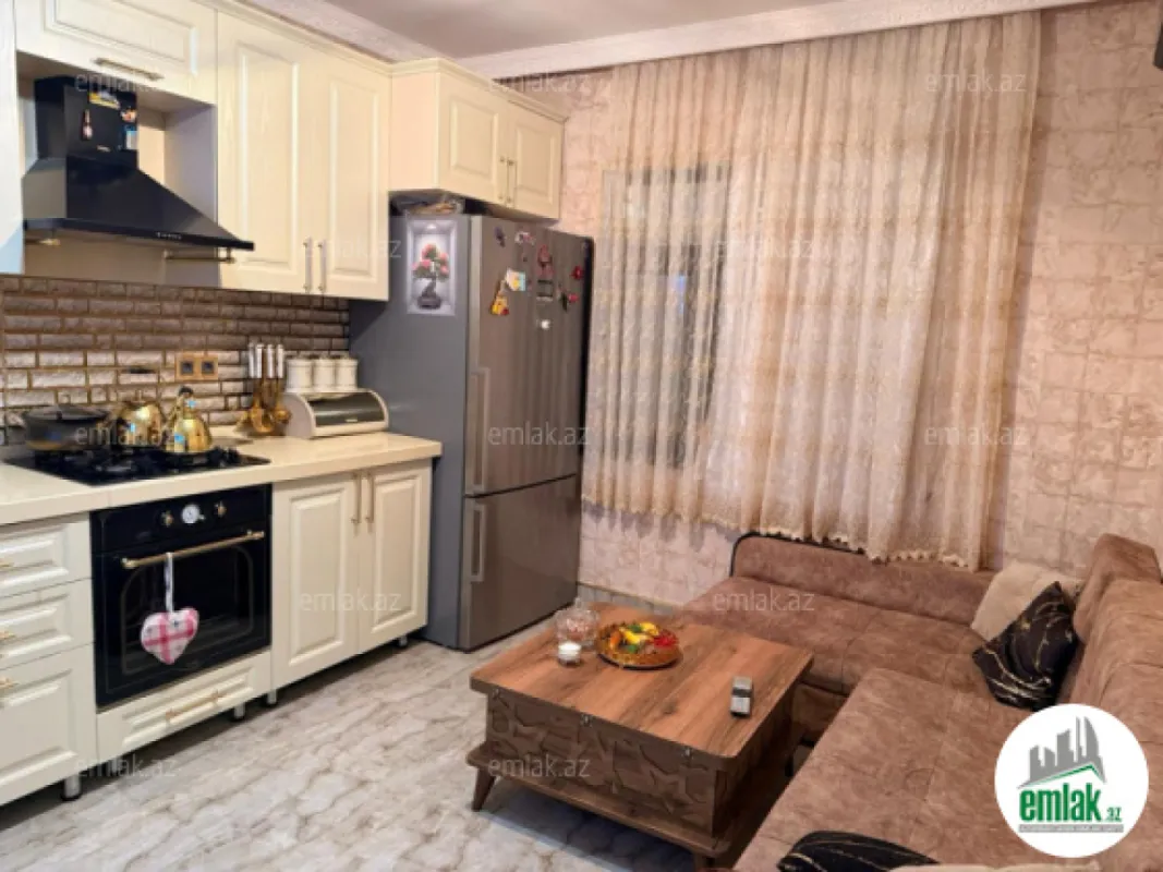 Satılır 4 otaqlı həyət evi 105 m²