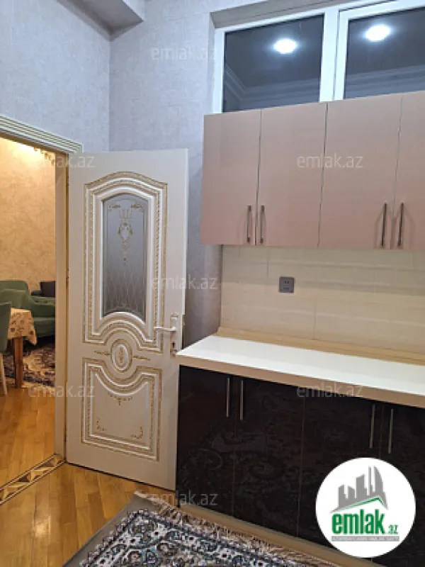 Satılır 3 otaqlı yeni tikili 75 m²