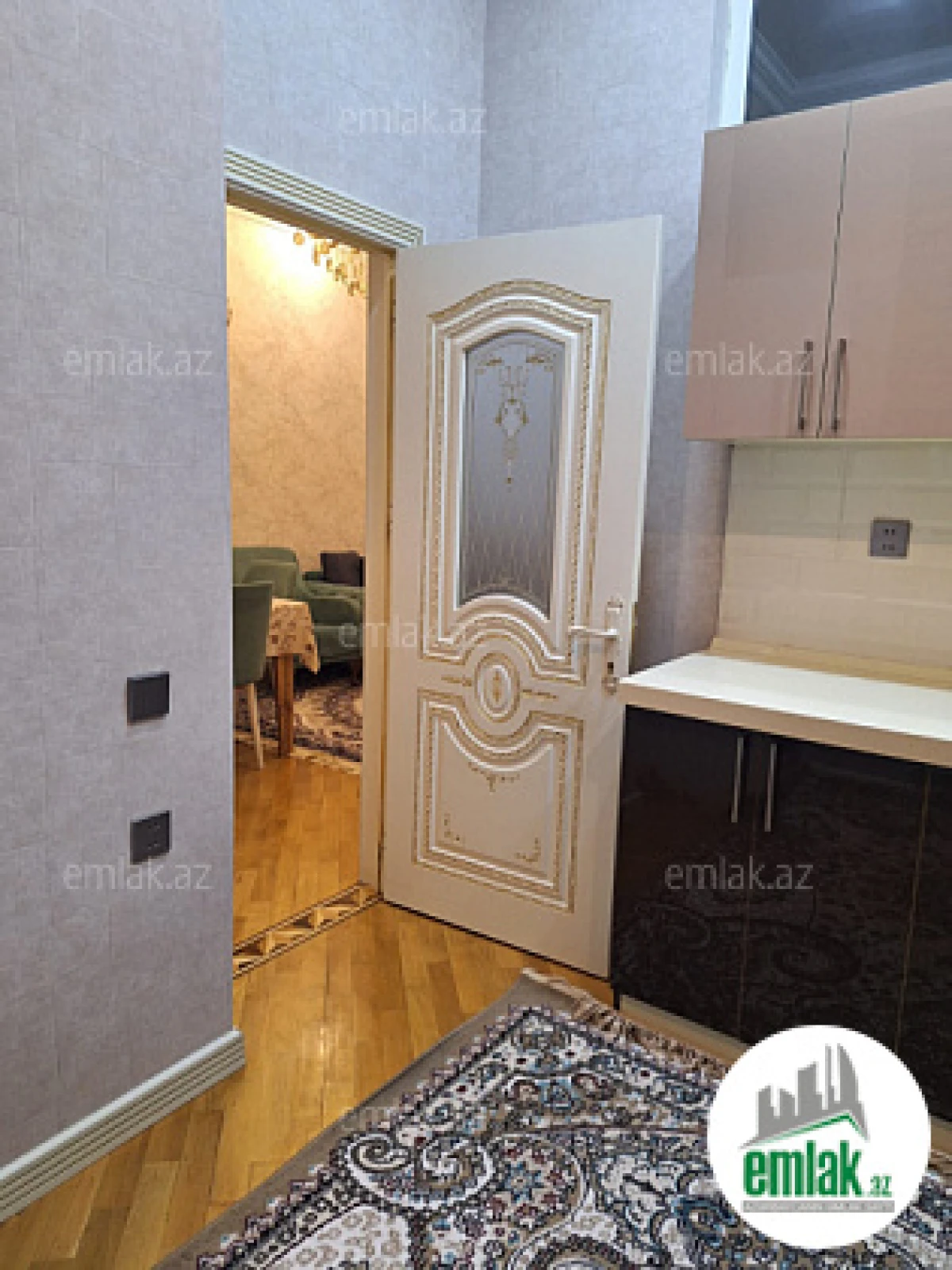 Satılır 3 otaqlı yeni tikili 75 m²