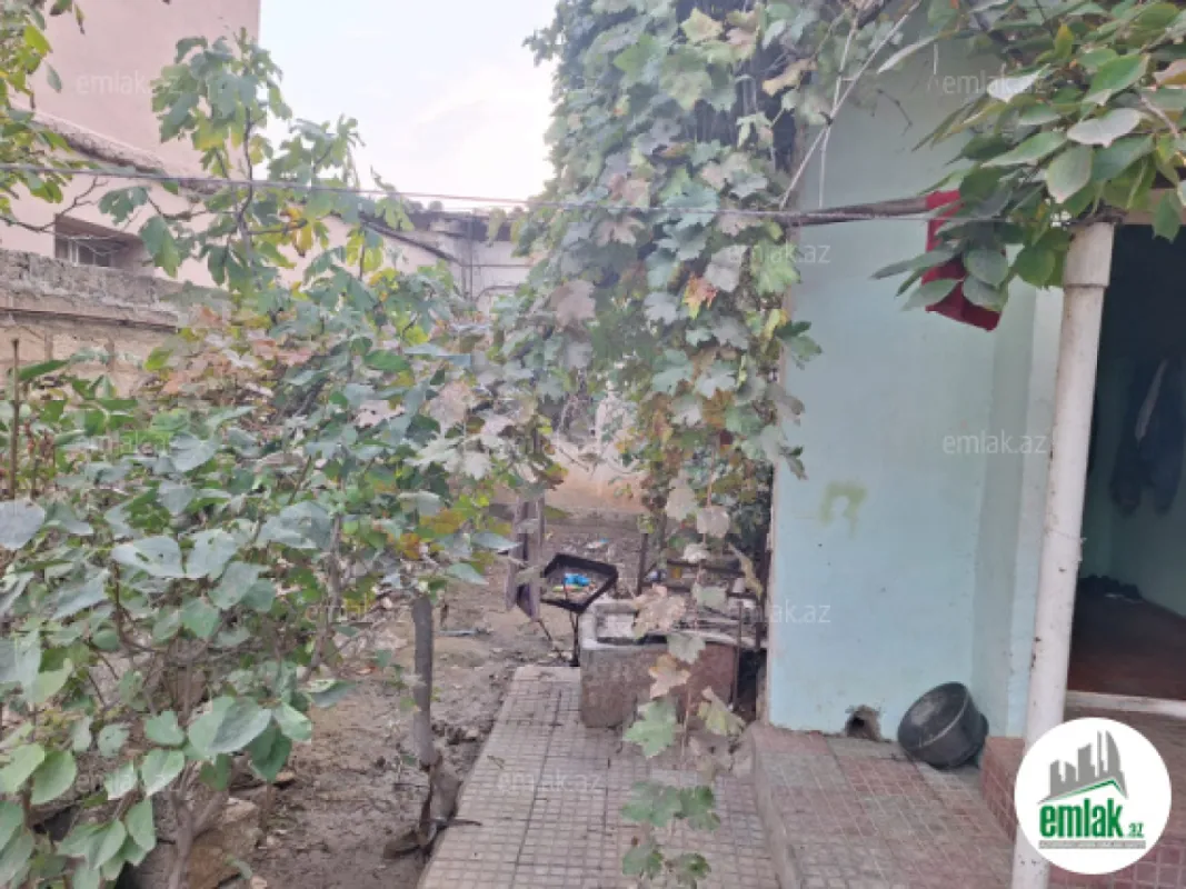 Satılır 3 otaqlı həyət evi 100 m²