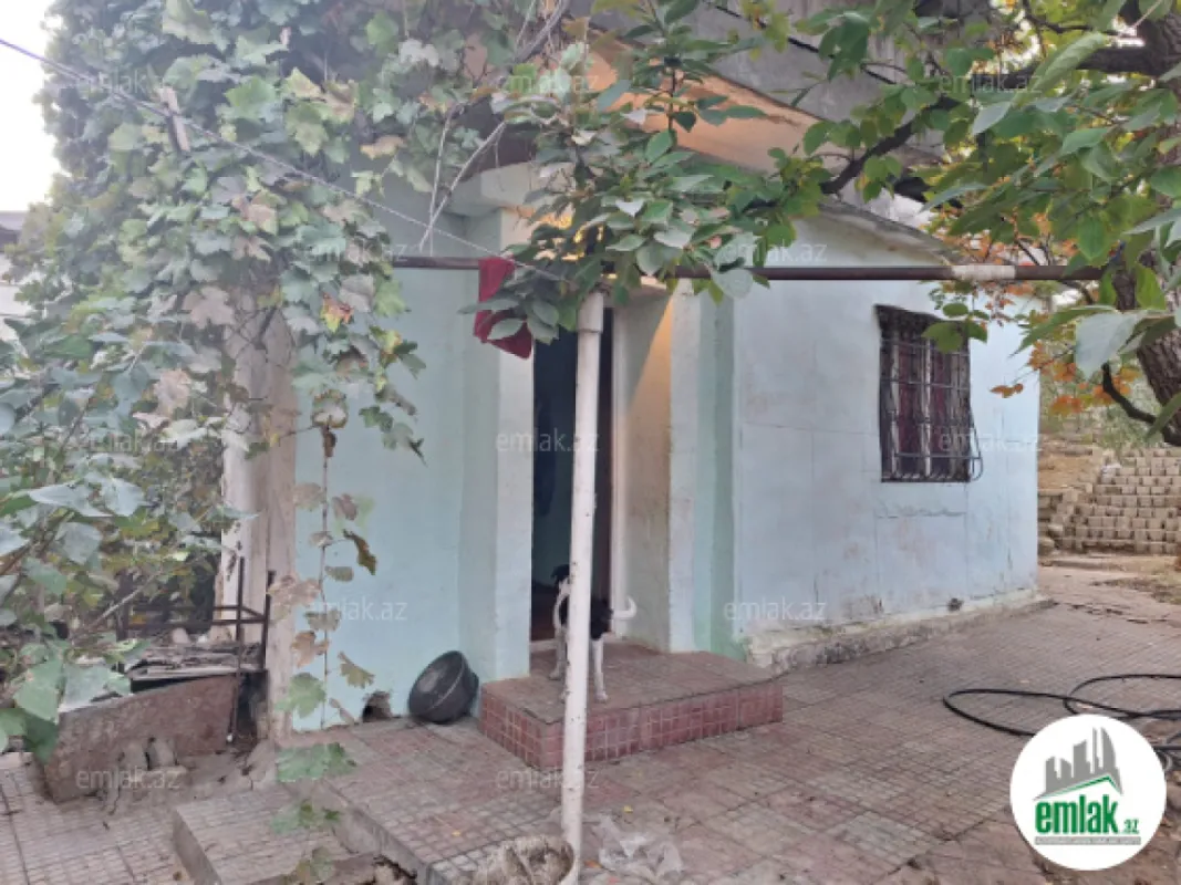 Satılır 3 otaqlı həyət evi 100 m²