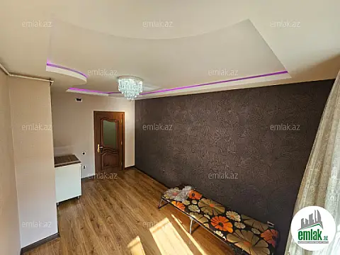 Satılır 3 otaqlı yeni tikili 100 m²