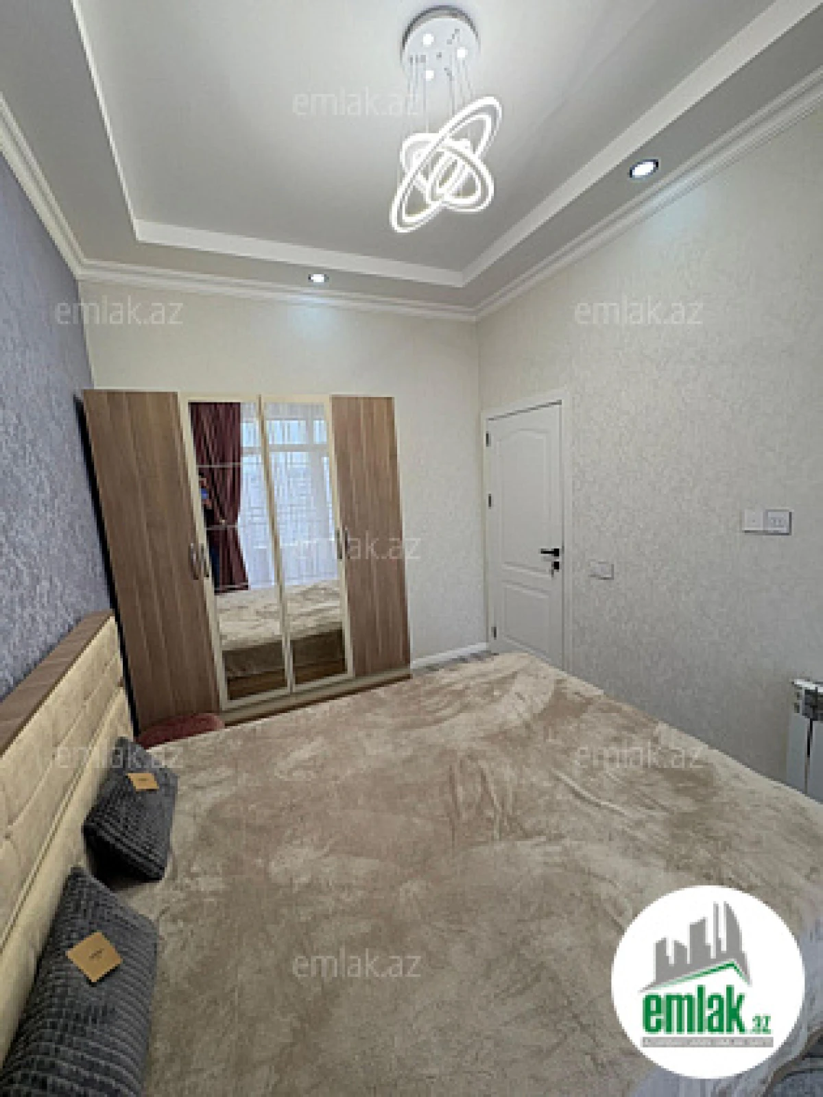 Satılır 2 otaqlı yeni tikili 55 m²