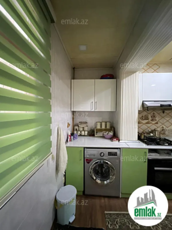 Satılır 5 otaqlı köhnə tikili 120 m²