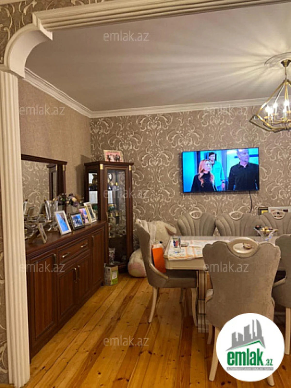 Satılır 5 otaqlı köhnə tikili 120 m²