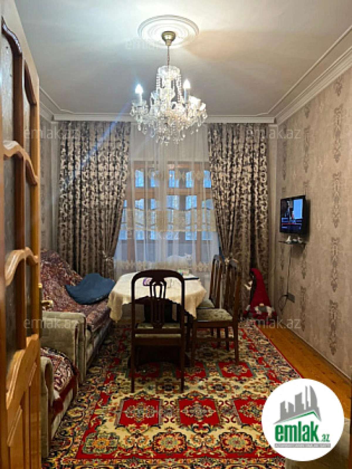 Satılır 5 otaqlı köhnə tikili 120 m²