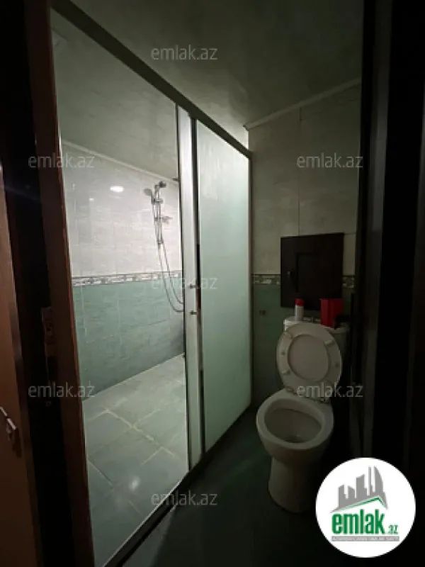 Satılır 5 otaqlı köhnə tikili 120 m²