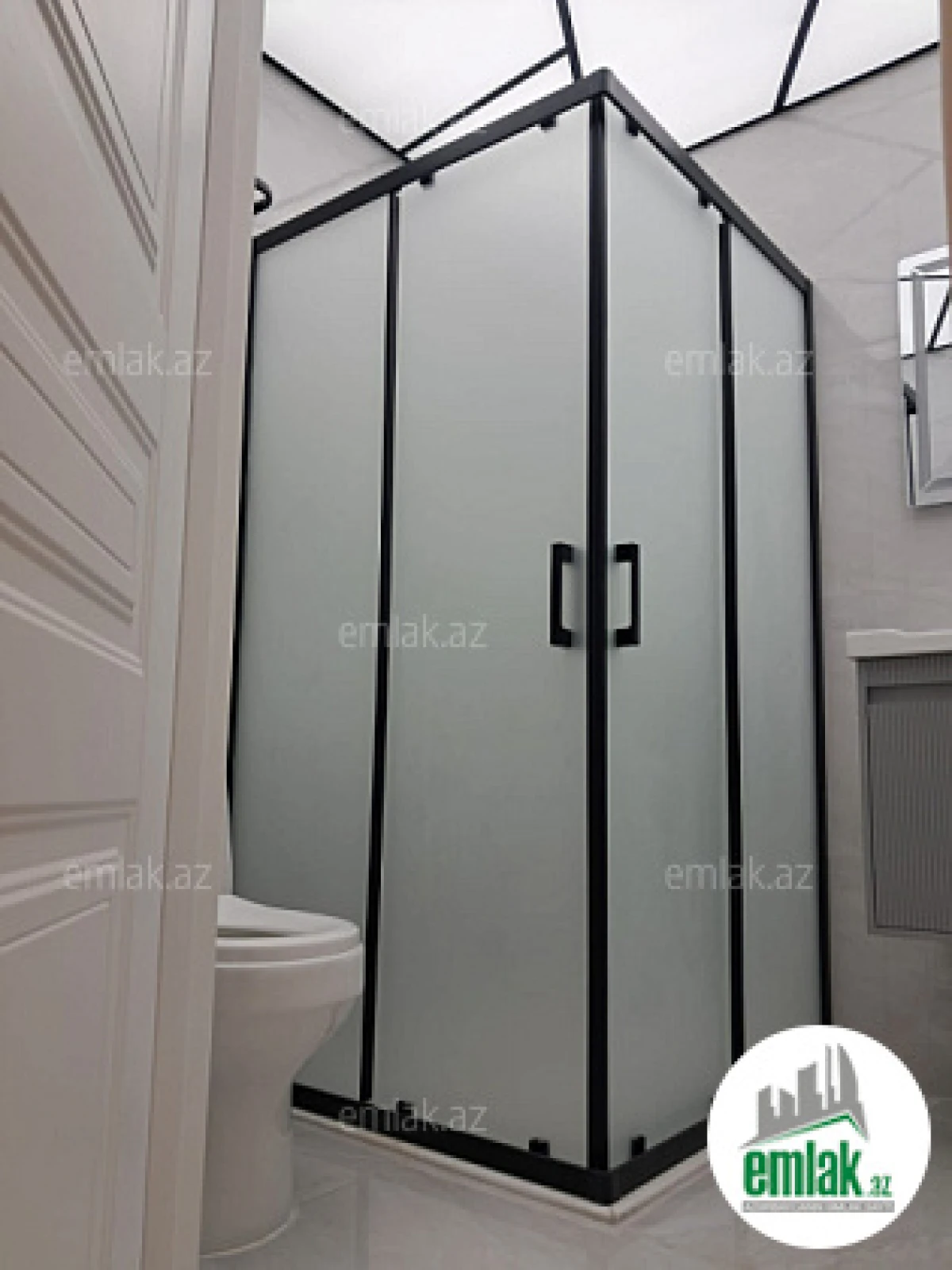 Satılır 2 otaqlı yeni tikili 70 m²