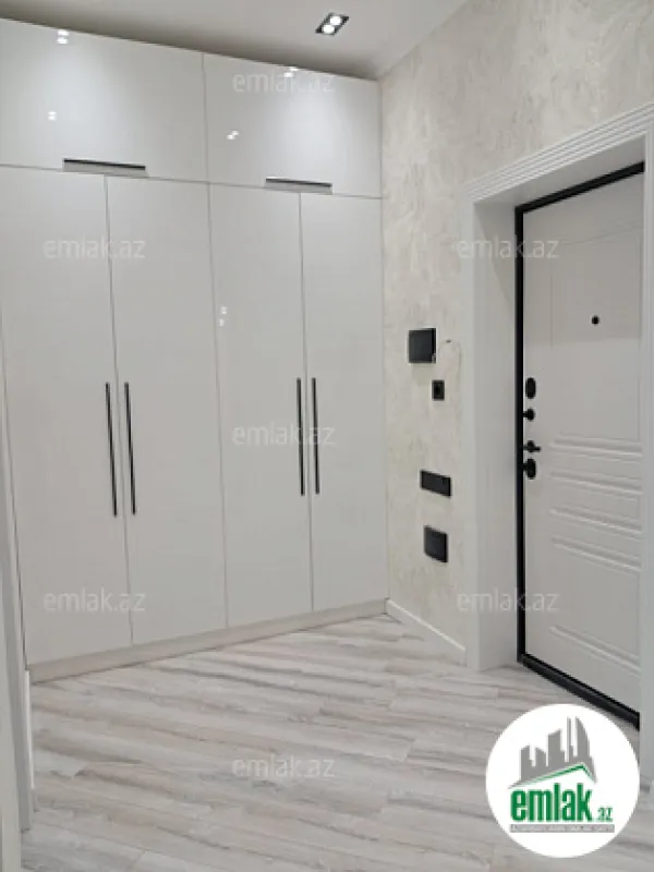 Satılır 2 otaqlı yeni tikili 70 m²