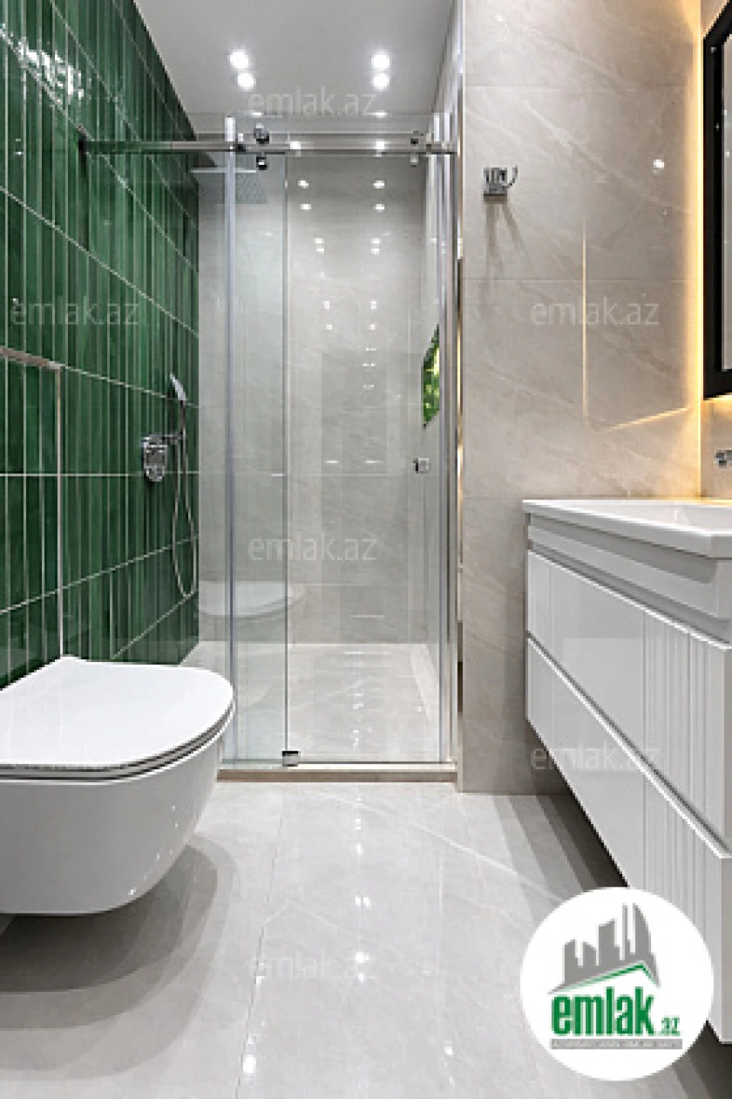 Satılır 2 otaqlı köhnə tikili 60 m²