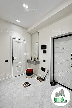 Satılır 2 otaqlı köhnə tikili 60 m²