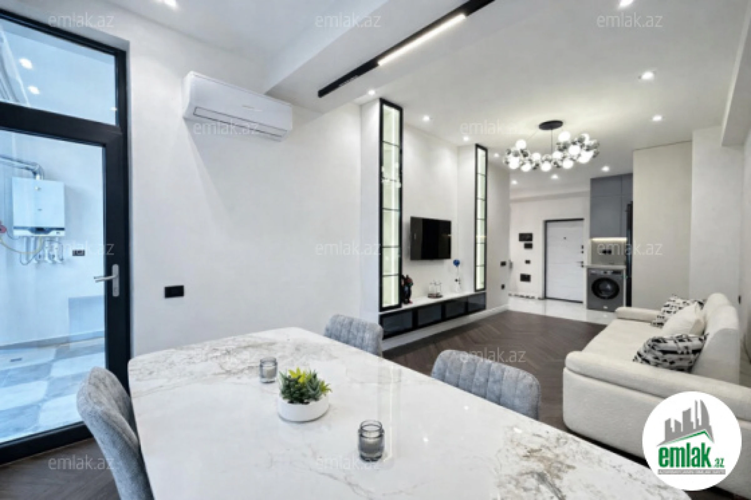 Satılır 2 otaqlı köhnə tikili 60 m²