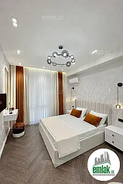 Satılır 2 otaqlı köhnə tikili 60 m²