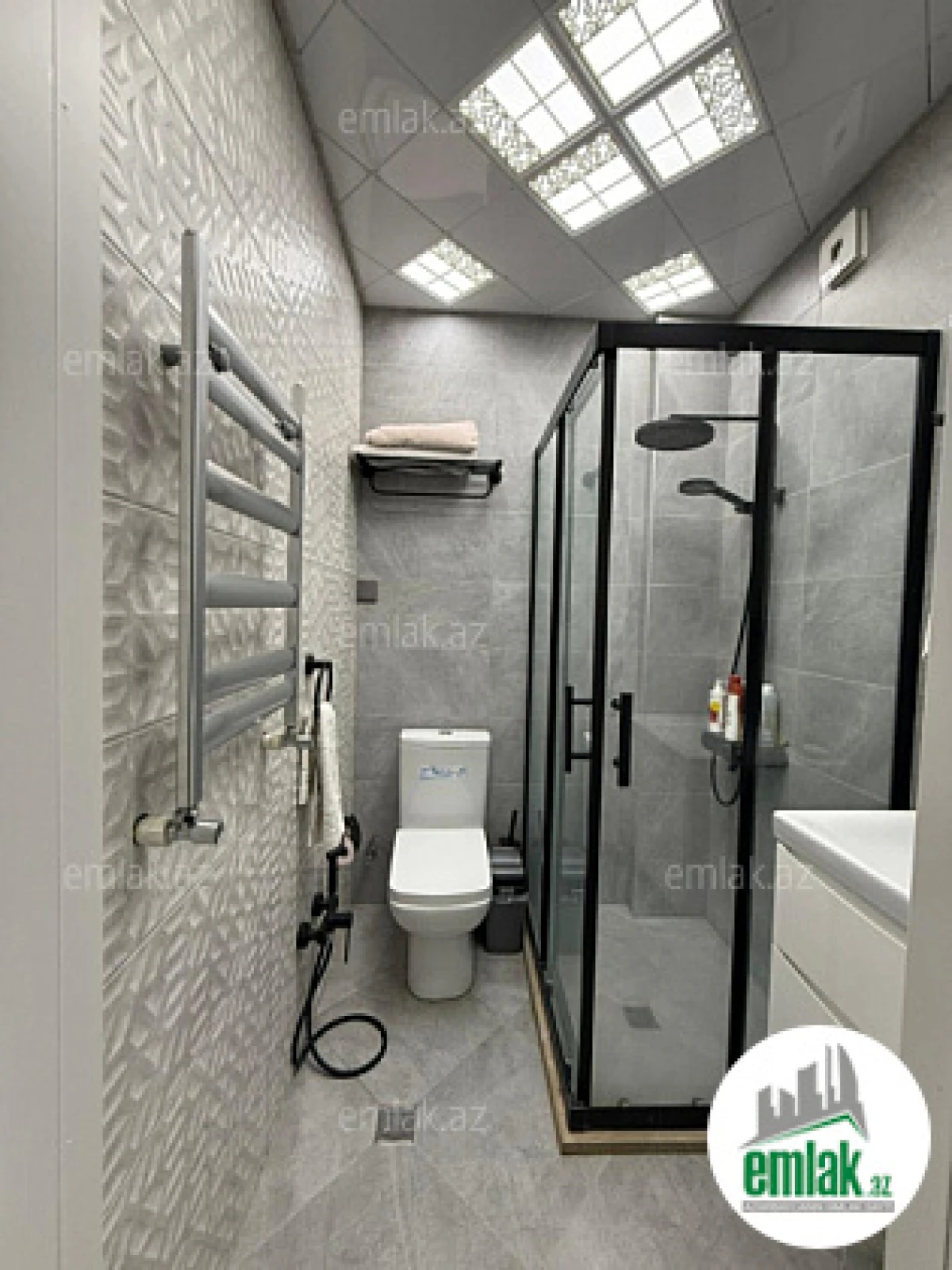 Satılır 2 otaqlı yeni tikili 57 m²