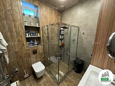 Satılır 3 otaqlı köhnə tikili 105 m²