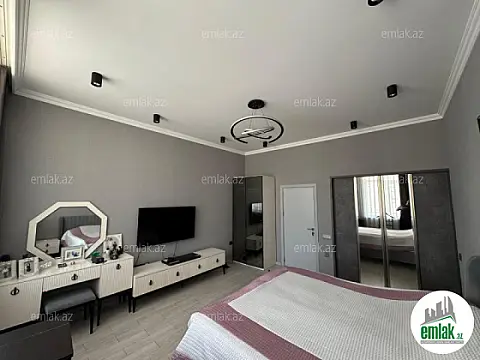Satılır 3 otaqlı köhnə tikili 105 m²