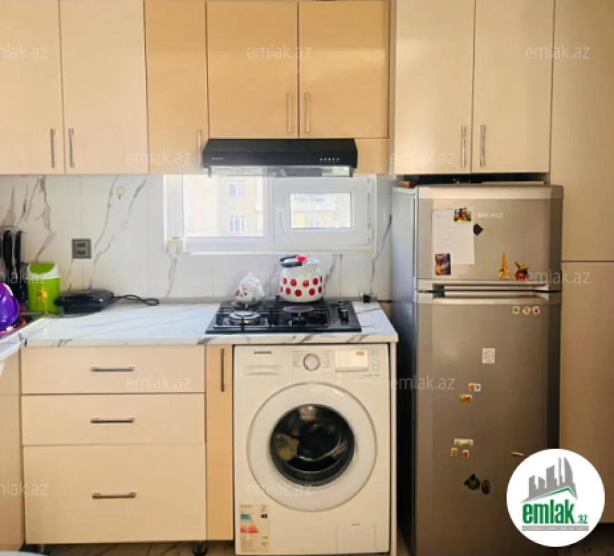 Satılır 2 otaqlı köhnə tikili 45 m²