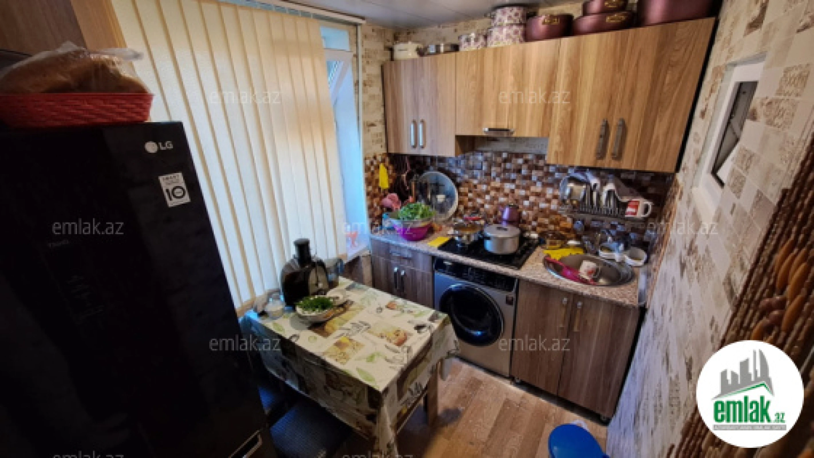 Satılır 2 otaqlı köhnə tikili 50 m²