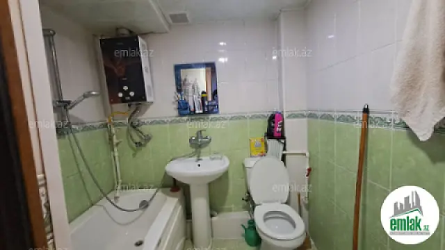 Satılır 2 otaqlı köhnə tikili 50 m²