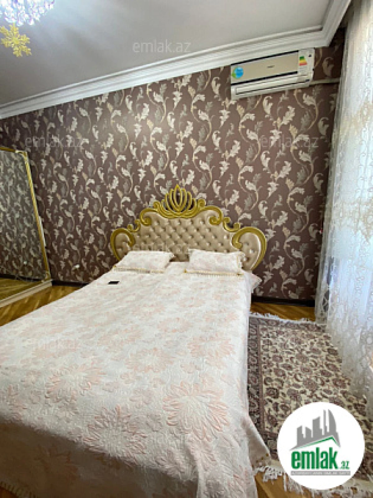 Satılır 4 otaqlı yeni tikili 135 m²