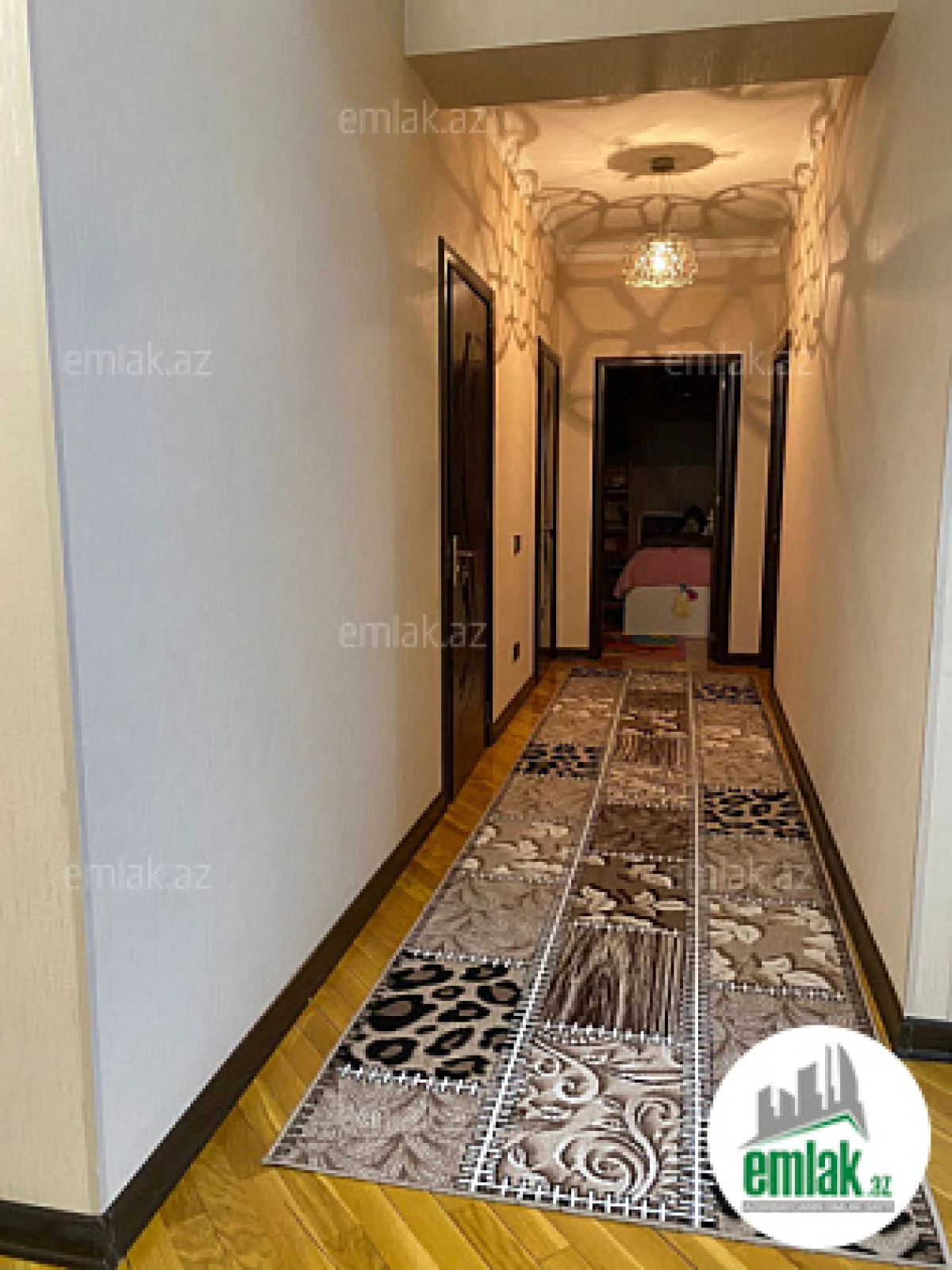 Satılır 4 otaqlı yeni tikili 135 m²